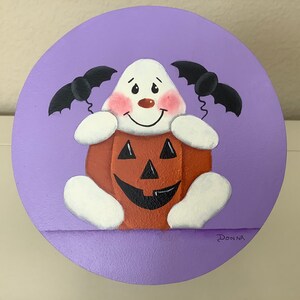 Halloween Ghost and Pumpkin Heart Candy Jar Lid, based on a Christine Schilling design, only guaranteed to fit a 43 oz jar from Hobby Lobby