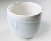 Large mist grey and speckled eggshell planter pot with macrame hanger