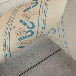 papier d'emballage ukrainien vintage, feuille de publicité pour le fromage alimentaire inutilisée, papier ciré, éphémères pour journal indésirable