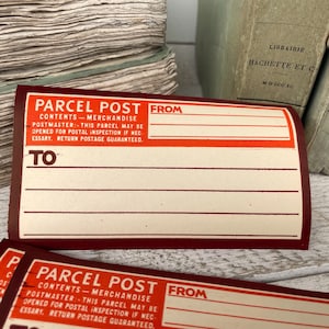 Etichette postali vintage Dennison, etichette postali gommate, effimeri postali, carta da giornale spazzatura, vecchie etichette per indirizzi, 5 fogli