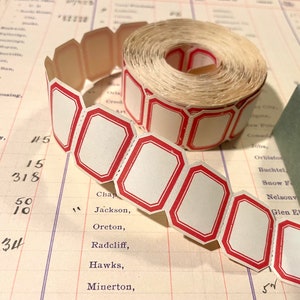 étiquettes Dennison originales vintage - 10 étiquettes - PAS le rouleau, PAS de boîte, étiquettes de bureau gommées, éphémères pour journal indésirable