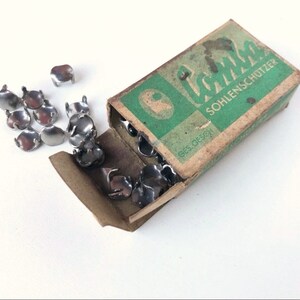 Vintage Carton advertising box, With shoe sole staples, Protecting shoes, Metal buttons