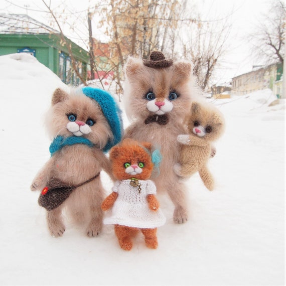 small stuffed kittens