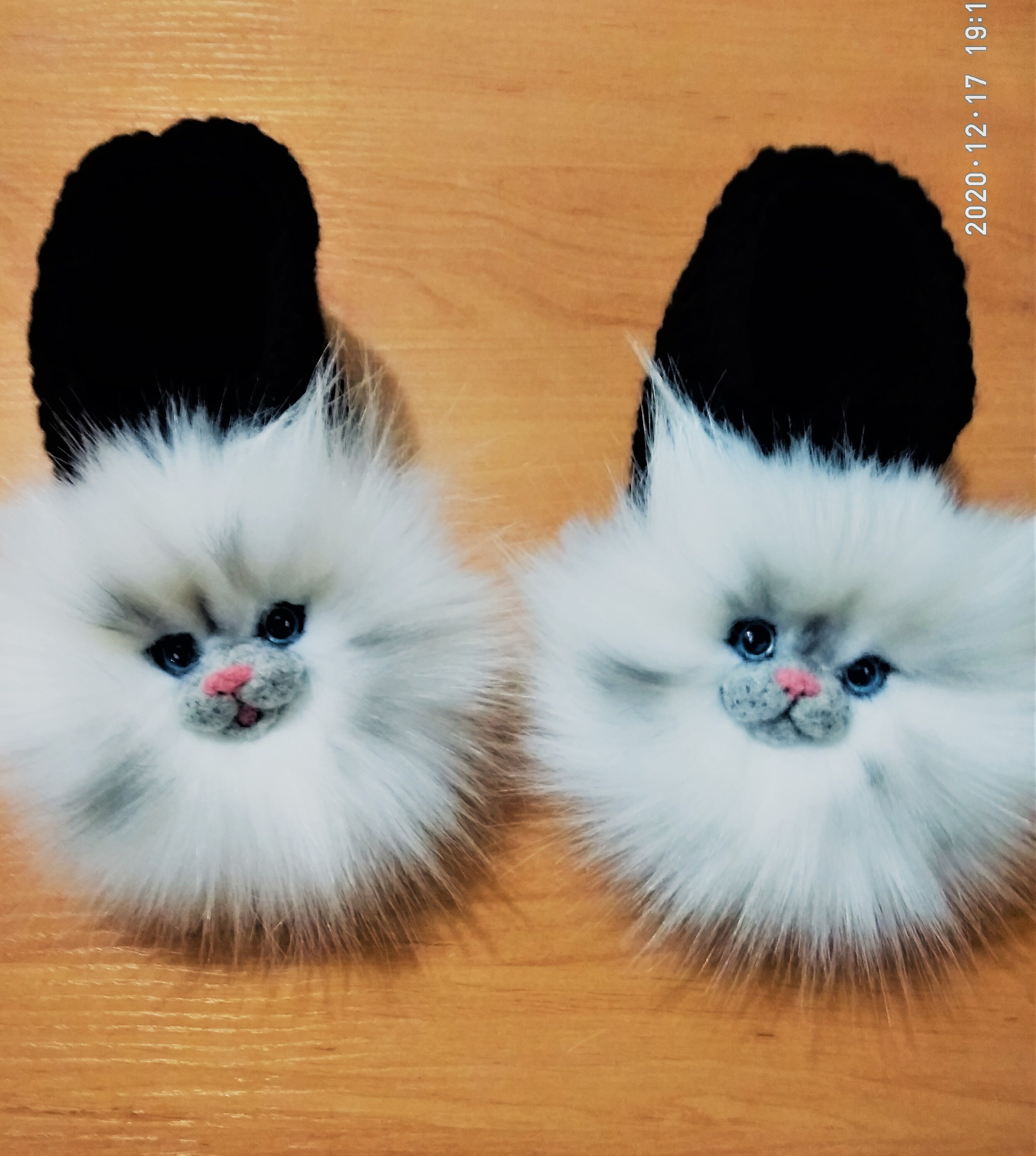 cat fur slippers