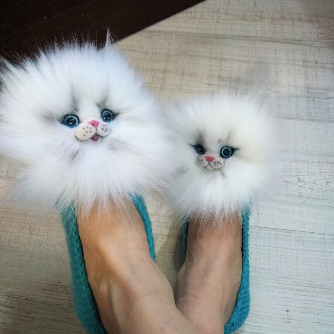 cat fur slippers