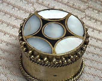Vintage 1960s Silver Trinket Box with Mother of Pearl, Black Onyx Inlay