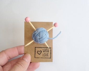 Knitting Ball Brooch, Ball of Wool Brooch, Knitting & Crochet Pin Badge, Knitting Needles, Cute Craft Gift