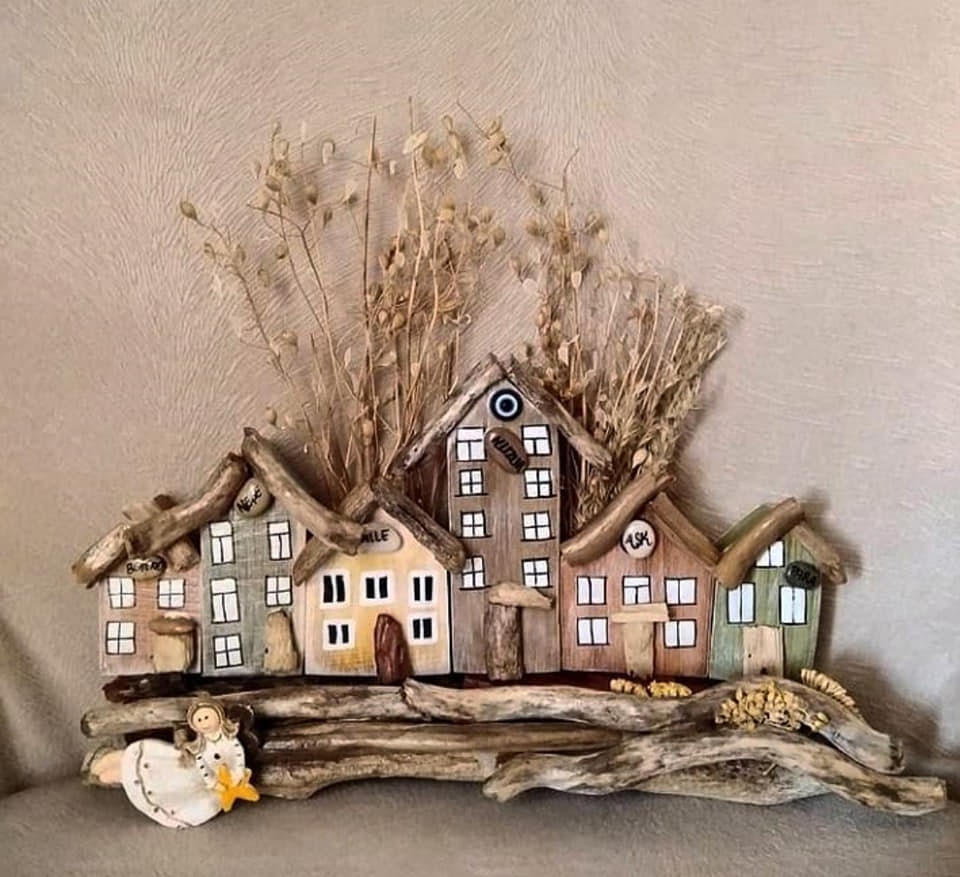 Driftwood Cottages Christmas Wooden House Driftwood Wall Art Wall Hanging  Home Art Decor Drift Wooden Houses Art Housewarming Gift 