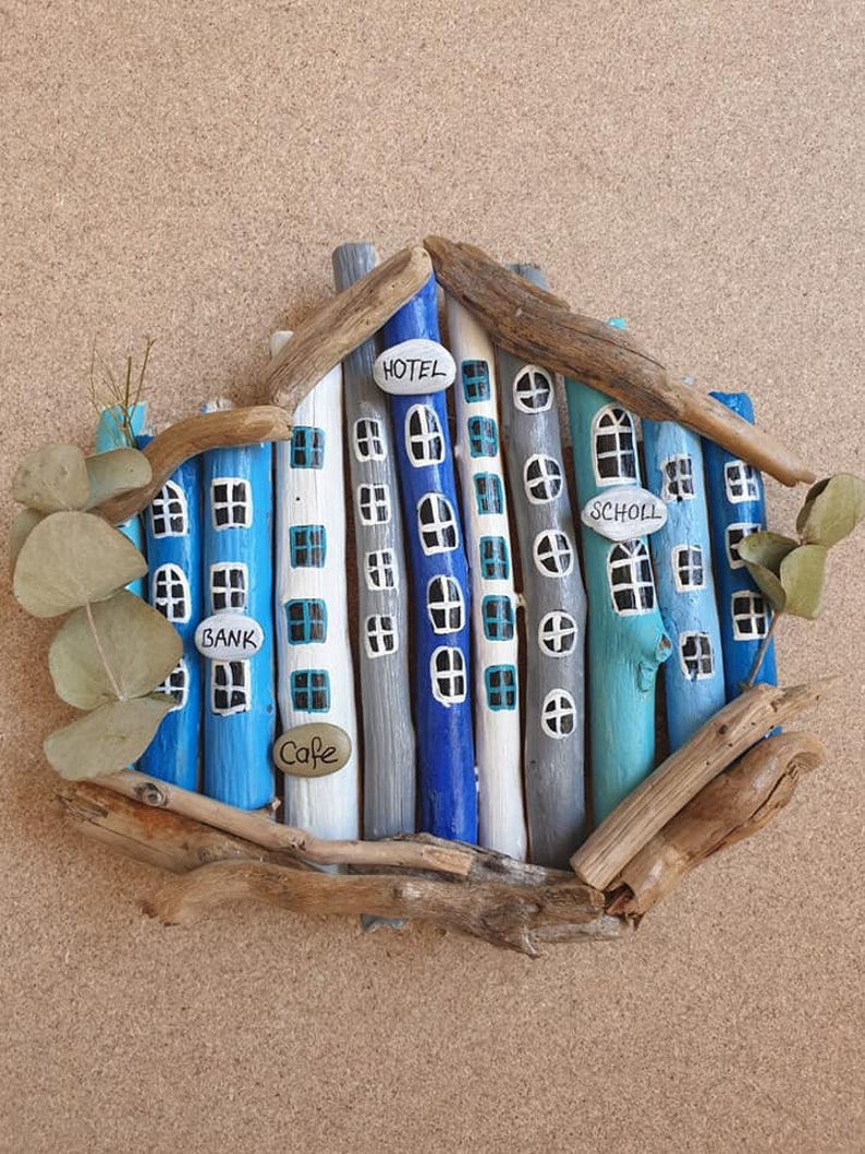 Driftwood Cottages Key Holder Wall Hanging Home Art Decor, Jewellery