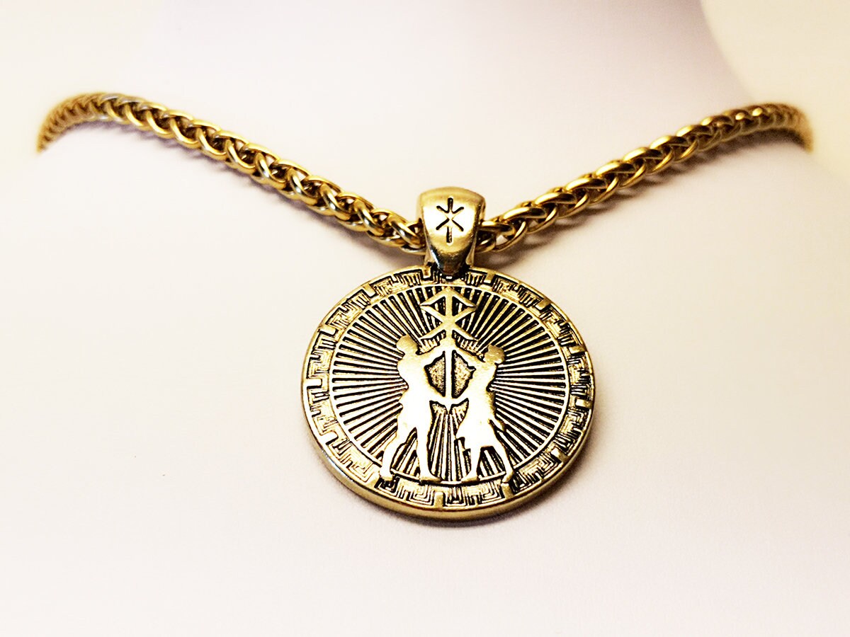 Амулет бафомета. Подвеска защита. Dnd медальон защиты. Класс защиты кулон. Dnd медальон защиты.