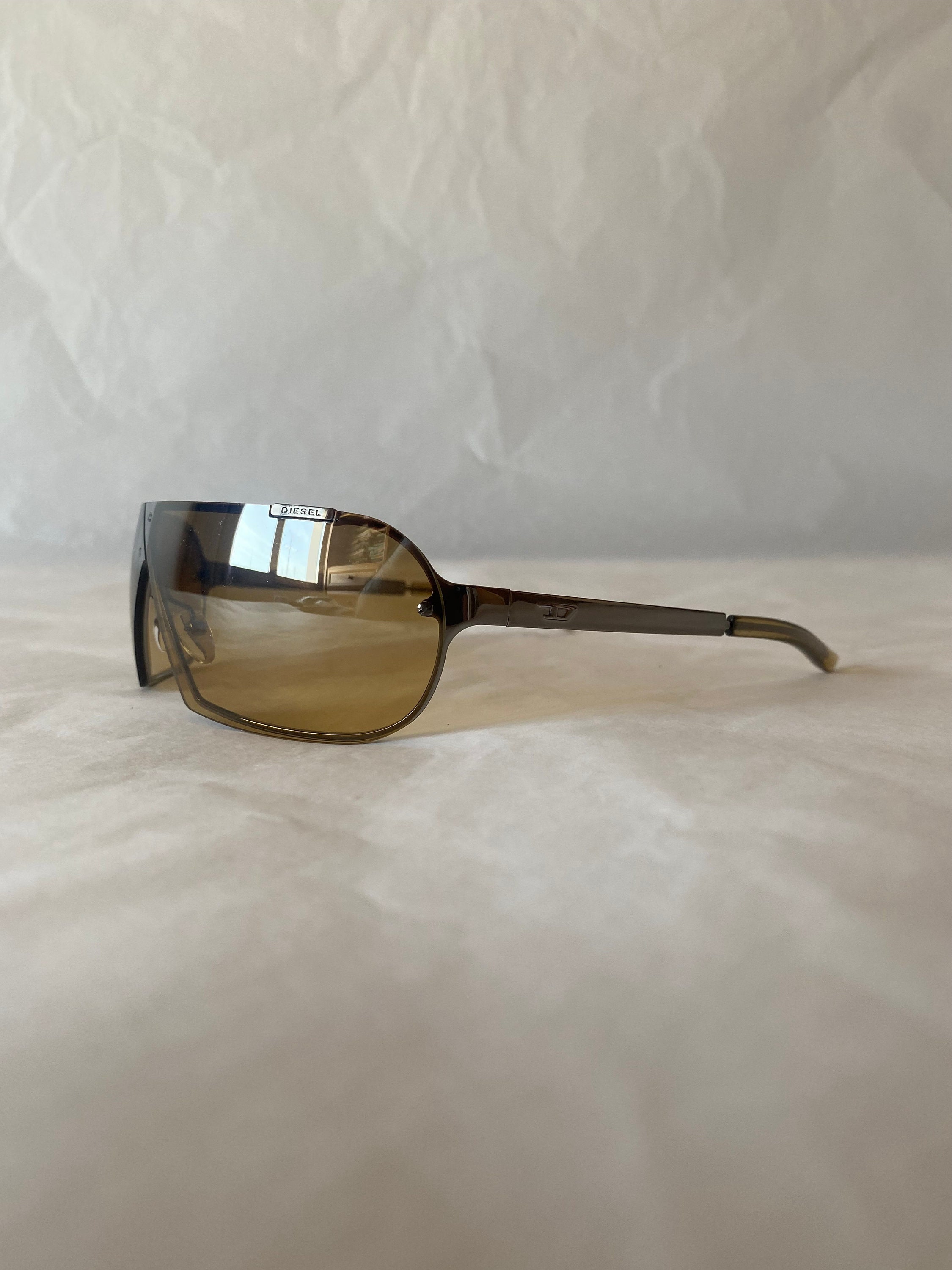 Diesel Clear Sunglasses / Gradient Lenses / Logklone - Etsy Diesel Clear Sunglasses / Gradient Lenses / Logklone - Etsy