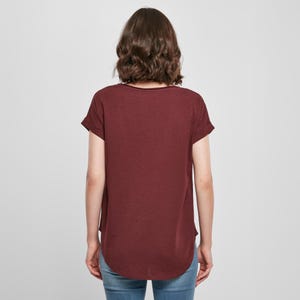 Womens semi fitted organic slub cotton tshirt with dropped rear hem. Available in cherry red.