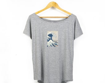 Women's 'The Great Wave Off Kanagawa' Organic-Blend Scoop Neck T-Shirt