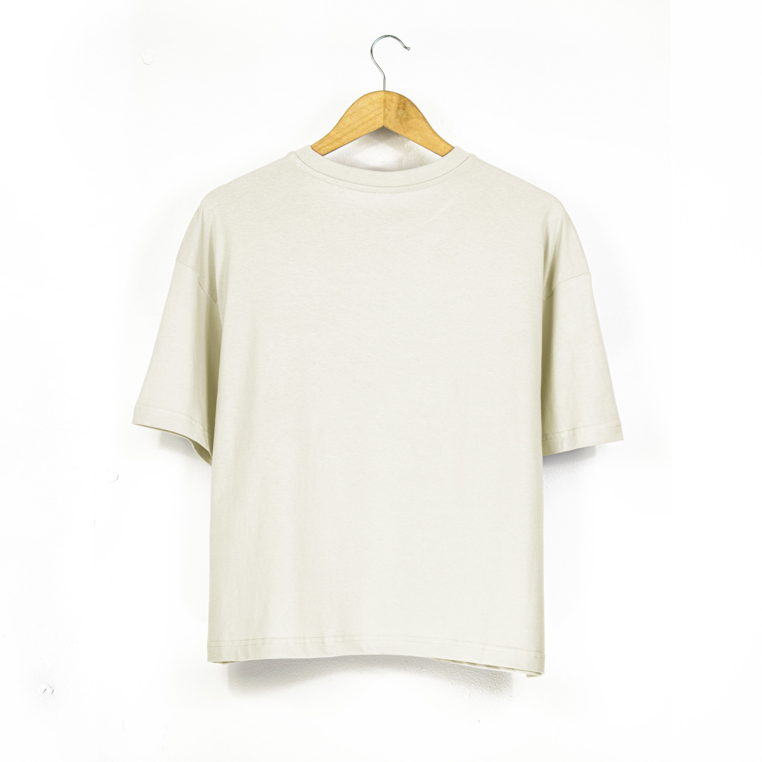 Tシャツ・カットソー PLAIN Oversized Gold Shirt in Laminated Fabric Woman LOGO PRINT T-SHIRT - Gold | ZARA United States