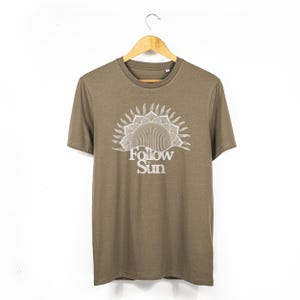Follow The Sun Beachy Surfer Print TShirt