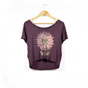 Women&#39;s Floral Print Oversized Flowy Top | Flower Print Boho TShirt | Organic-Blend Loose-Fit Yoga Top | Ladies Wildflower Scoop Neck Shirt