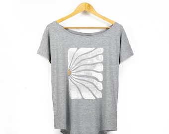 Women's 'Daisy' Organic-Blend Scoop Neck T-Shirt