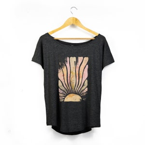 Women's 'Sunsation' Organic-Blend Scoop Neck T-Shirt