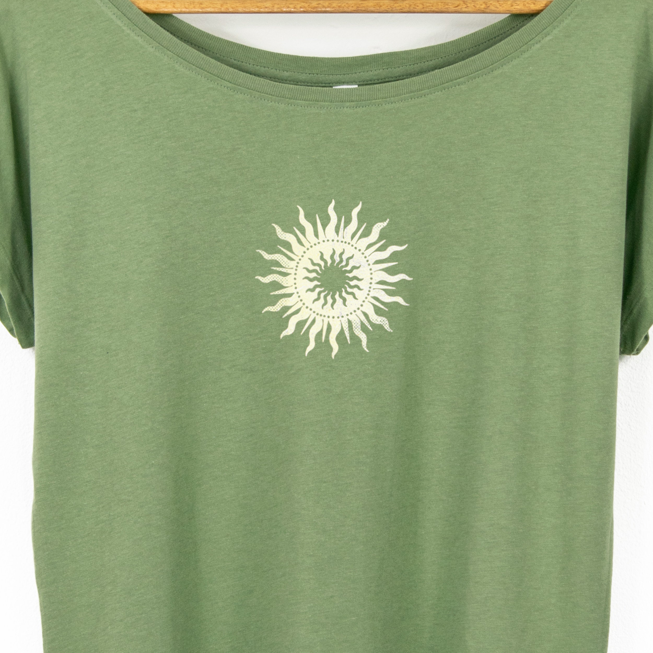 BOHEMIAN SEOUL】BOHEMSEO FUNKY SCOOP NECK TEE SCRIBBLE