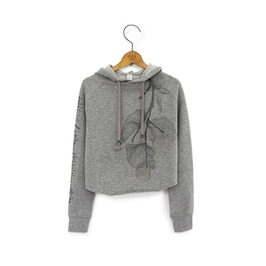 Women&#39;s &#39;Tiger&#39;s Cave&#39; Japanese Proverb Hoodie