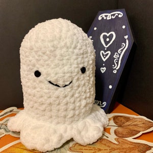 GHOSTIE - Crochet Ghost Plush - Chunky White