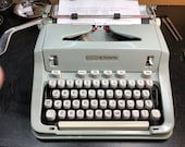 Professionally refurbished Hermes 3000 with new platen and one year guarantee manufactured in Switzerland 1969 elite type no case