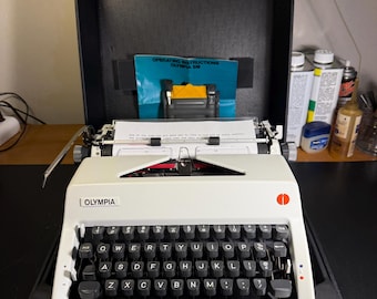 タイプライター　赤　Remington    STARFIRE Remington Starfire – Bright RED! – Bremerton Typewriter Company
