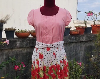 Vintage Flower dress Size.M Cute dress minimalist retro style