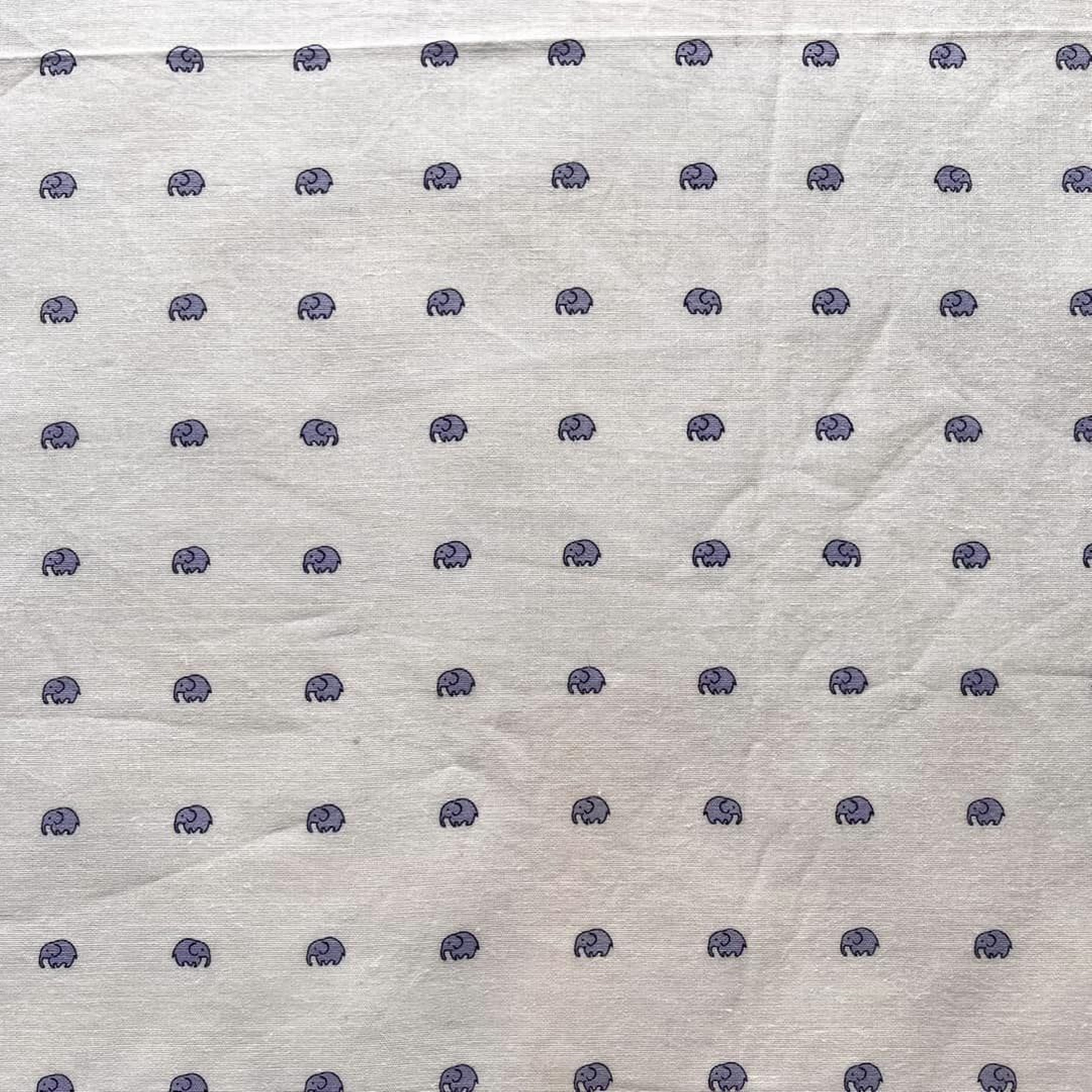 ヴィンテージ水玉模様ハンカチ：レディースアクセサリー（21 x 20