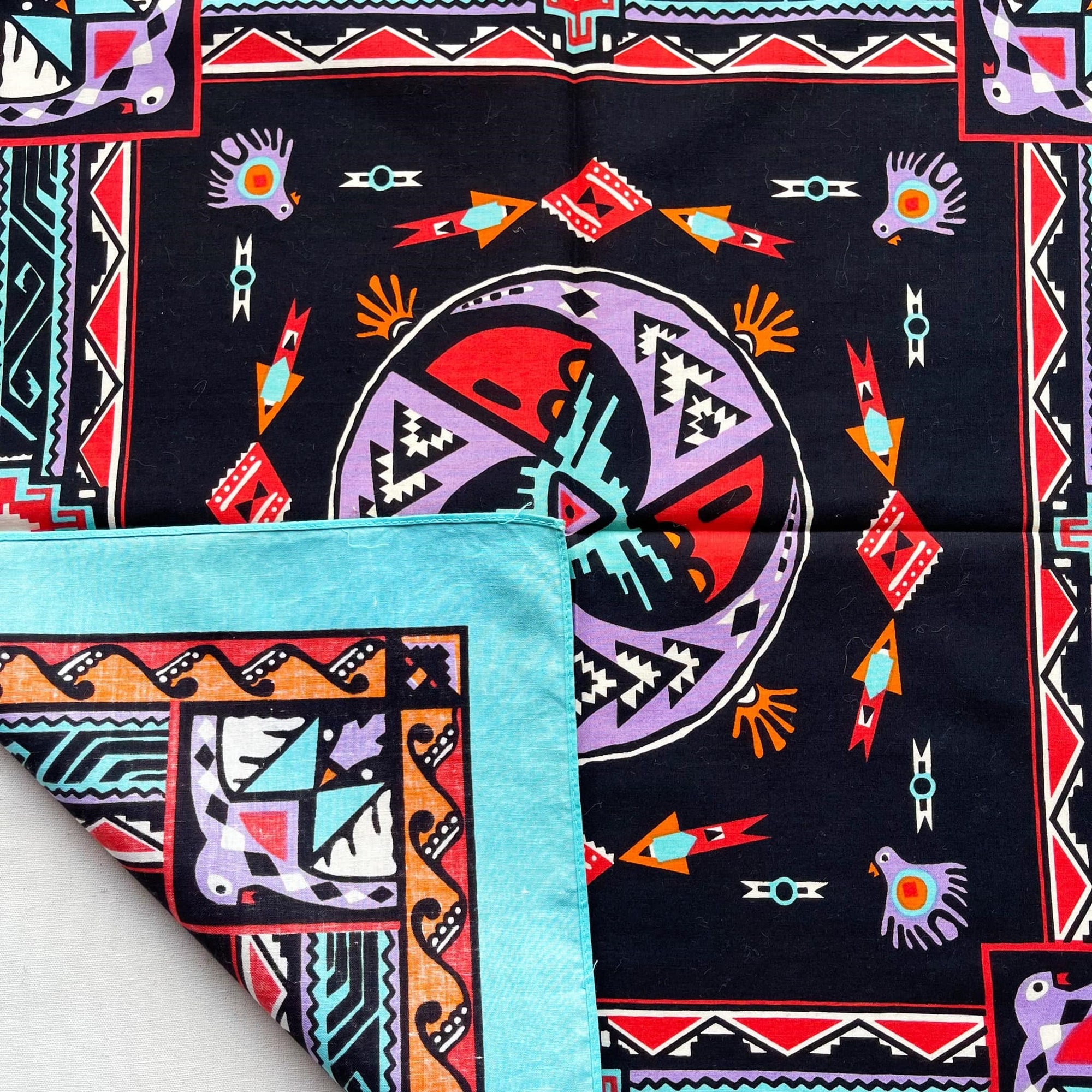 Écharpe Vintage Native American 80's En Courtelle - Fabriquée En France - Multicouleur