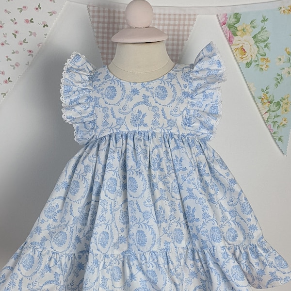 Baby Girl Cotton Dress Set in Chinoiserie Blue and White Fabric