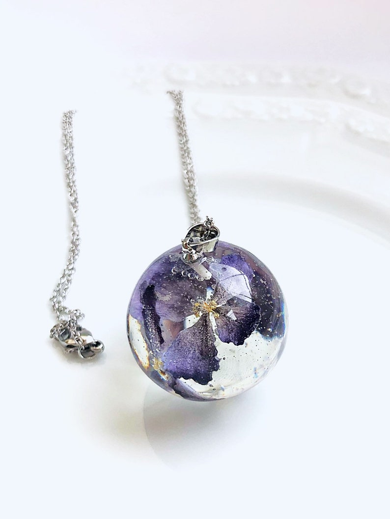Real Flower Globe Necklace Terrarium Sphere Necklace 4th Etsy