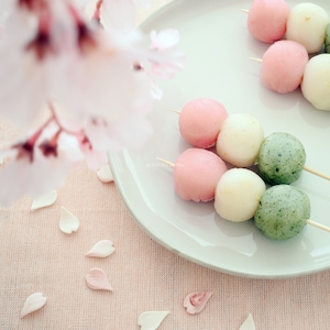 Mochi DanGo 精米30kg Kyoshin Mochi Dango Japanese Rice Cake, A Delight for Tea