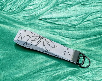 Llavero de muñeca de algodón con estampado floral gris / Correa para llavero hecha a mano
