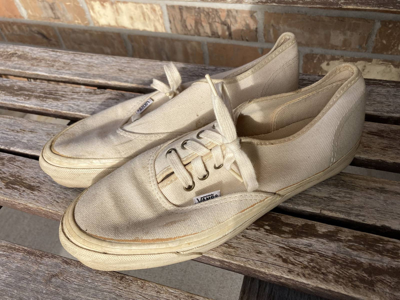 Off brand sale white vans