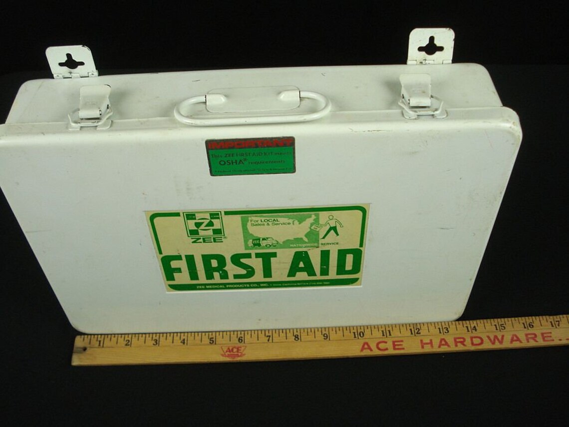 Vintage ZEE First Aid Kit Wall Mount Metal Box Etsy