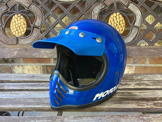 Bell moto hot sale star helmet