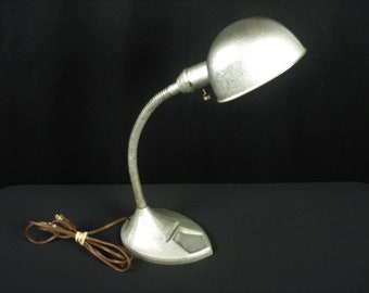 Vintage Industrial Metal Gooseneck Desk Lamp Rare abat-jour