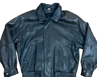 Vintage Bill Blass Leather Bomber Jacket – Size L | Classic Pilot