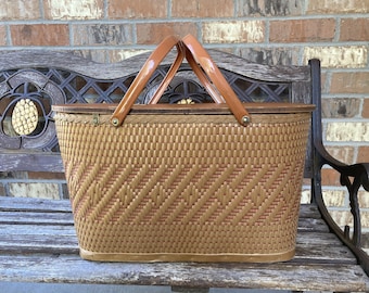 1950s REDMAN PERU Picnic Basket Gift for Mom Christmas Basket