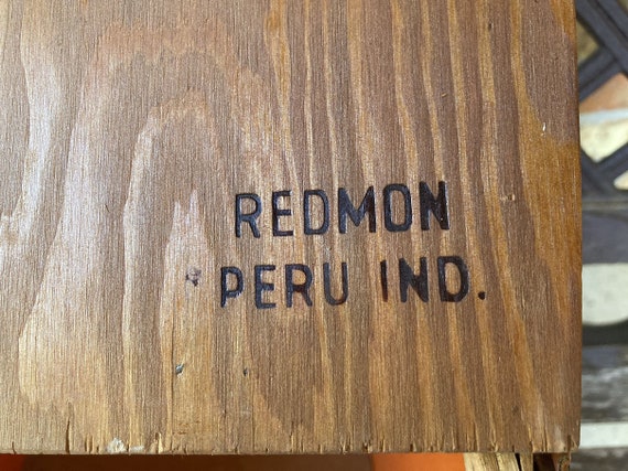 1950s REDMAN PERU Picnic Basket Gift for Mom Chri… - image 8