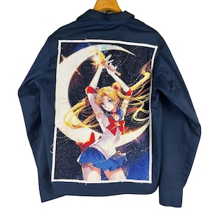 Chaqueta de trabajo de los años 70, única en su clase, reciclada, ropa de trabajo vintage estadounidense, parche trasero de arte textil, chaqueta azul marino reciclada, arte para vestir.