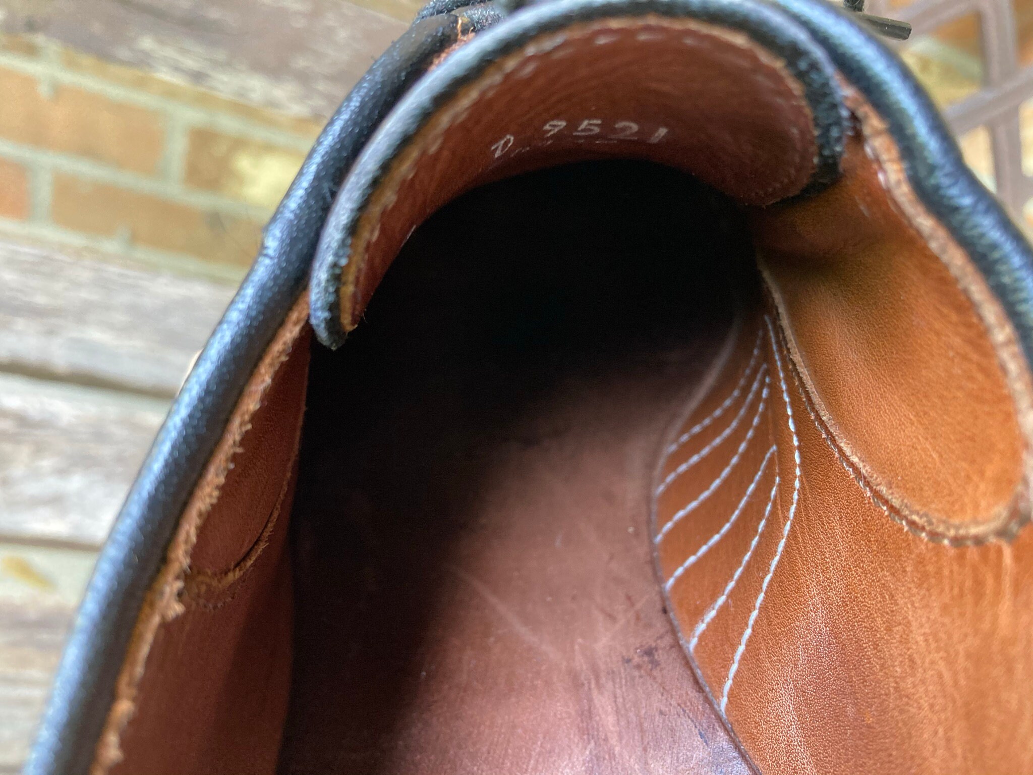 9D Vintage Allen Edmonds Leeds Plain Toe Leather Shoes Black 9D Vintage Allen Edmonds Leeds Plain Toe Leather Shoes Black