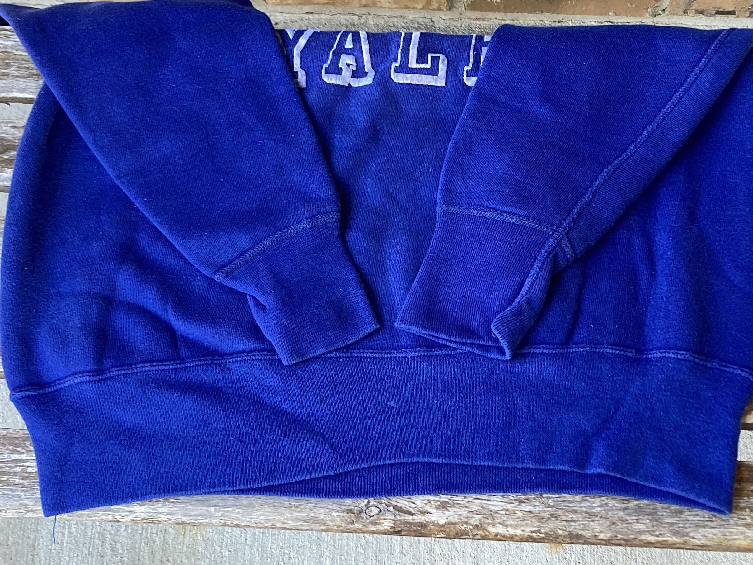 Rare! Fits as Sz L YALE University Sweatshirt Blue Vintage