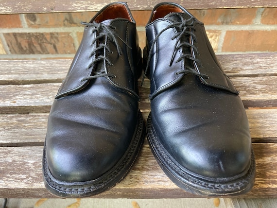 9D Vintage Allen Edmonds Leeds Plain Toe Leather Shoes Black 9D Vintage Allen Edmonds Leeds Plain Toe Leather Shoes Black