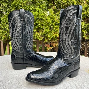 Vintage Dan Post Python Snakeskin Cowboy Boots 11D Made in Mexico Black