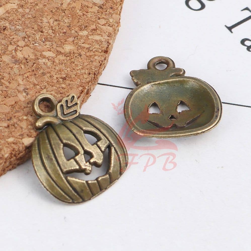 10 Pumpkin Jack O' Lantern Charms 18mm Wholesale Antiqued Silver Plated ...