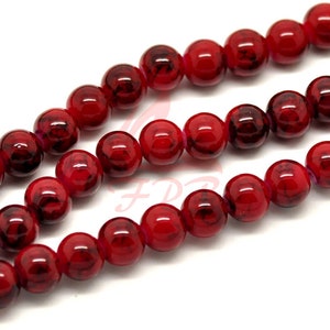 Venta al por mayor de 50 cuentas de vidrio de 8 mm en color rojo y negro, cuentas de vidrio con acabado brillante para la fabricación de joyas GB18240
