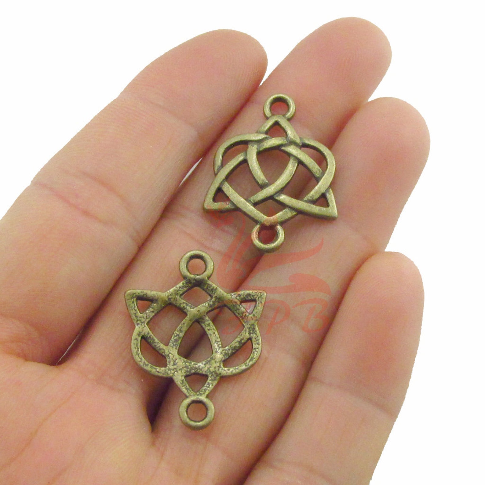 10 Celtic Trinity Knot Charms 24mm Wholesale Antiqued Silver Etsy