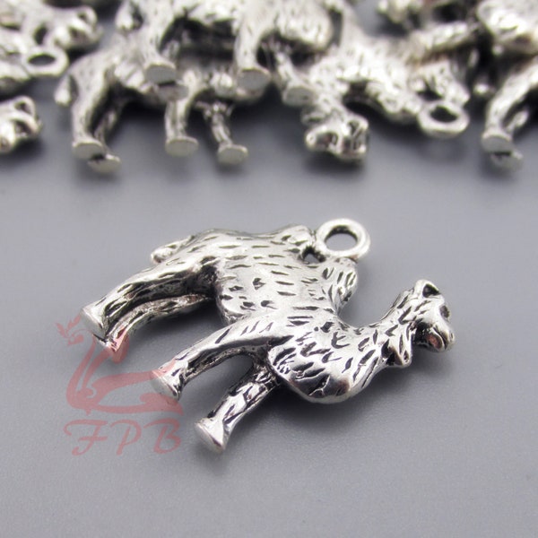 5 Camel Charms 19mm en gros Antiqued Plaqué Argent Bédouin Pendentifs du désert SC0138575